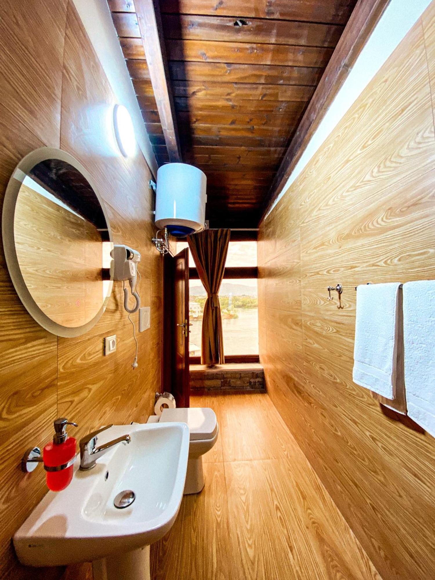 Canaj Hotel Iliria الغرفة الصورة
